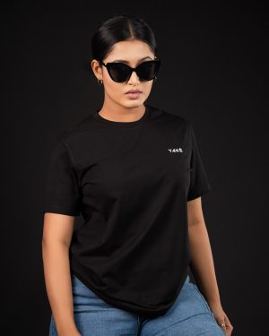 Alternative view of Yaké Signature Tee